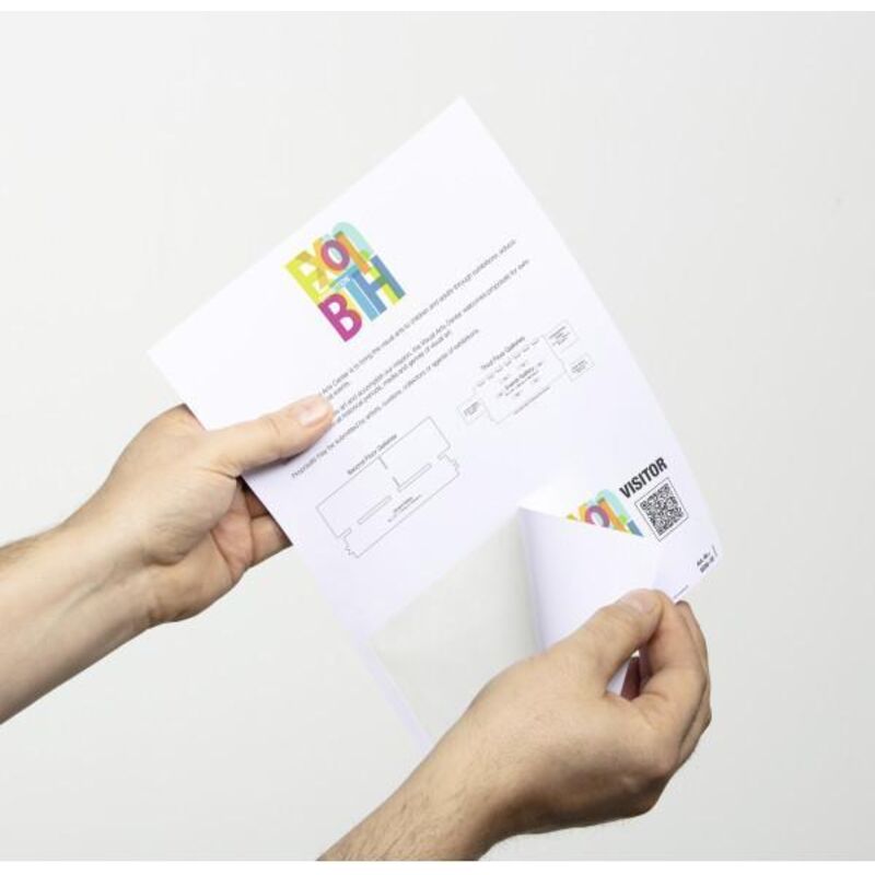 foto del prodotto durable - targhetta per nome visitor badge su foglio a4 conf