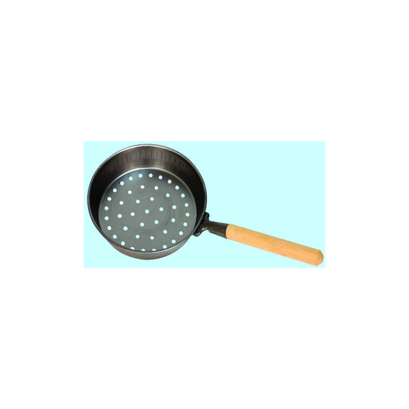 foto del prodotto eac padelle padella per castagne con manico in legno diametro cm.30