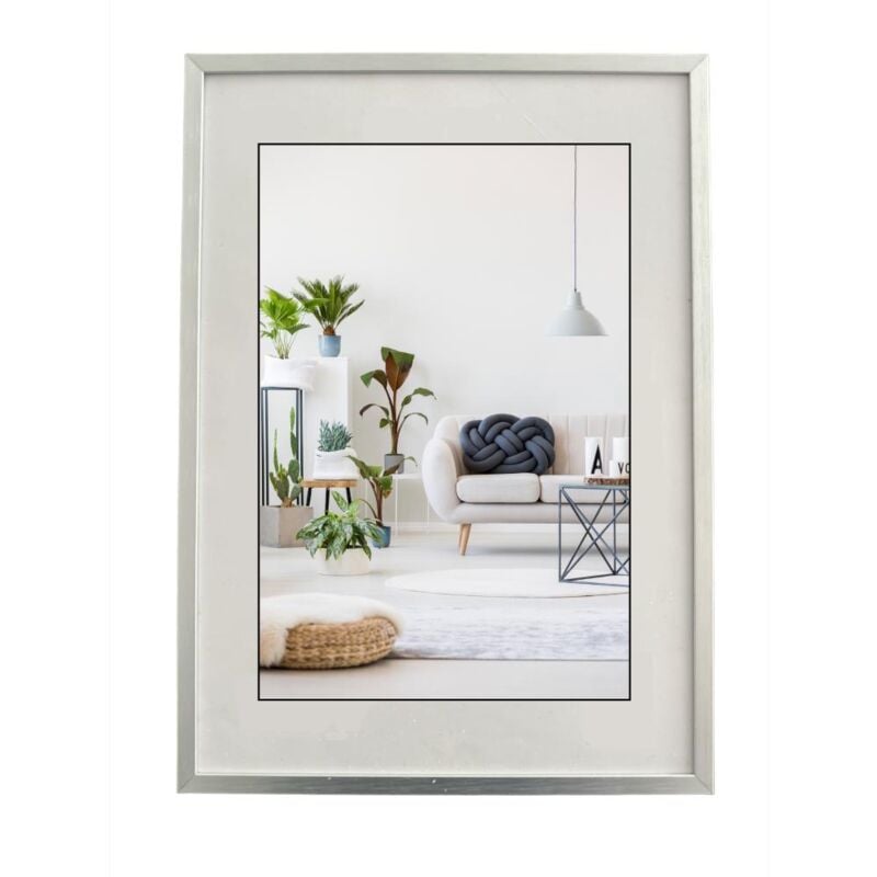 foto del prodotto eacommerce cornice in alluminio minimal 21x29,7 formato a4 argento per diplomi lauree poster formato a4 21x29,7 cm colore argento