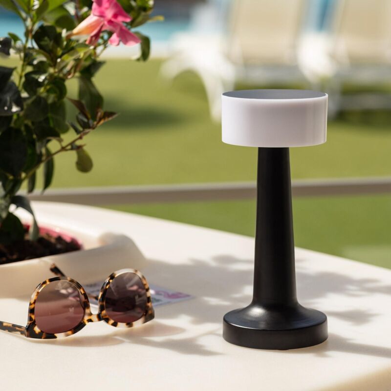 foto del prodotto efectoled lampada da tavolo led 3w portatile con batteria usb ricaricabile greta nero