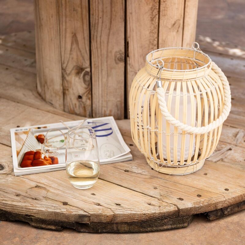 foto del prodotto efectoled lampada da tavolo led portatile in rattan dragonera naturale