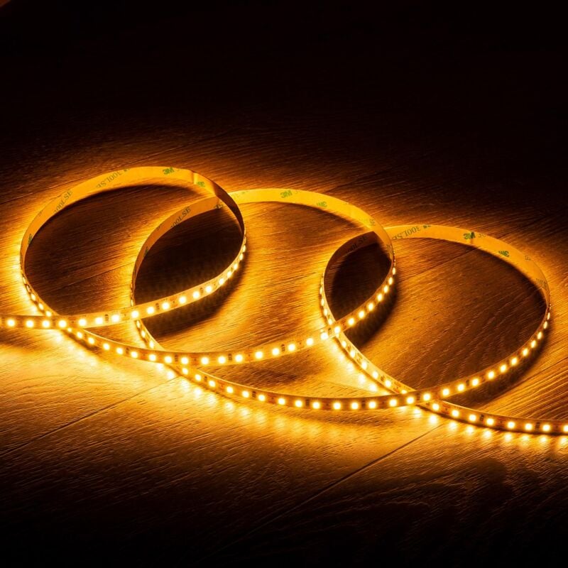 foto del prodotto efectoled striscia led 12v dc smd2835 120led m 5m ip20 larghezza 8mm taglio ogni 5cm bianco caldo 2200k