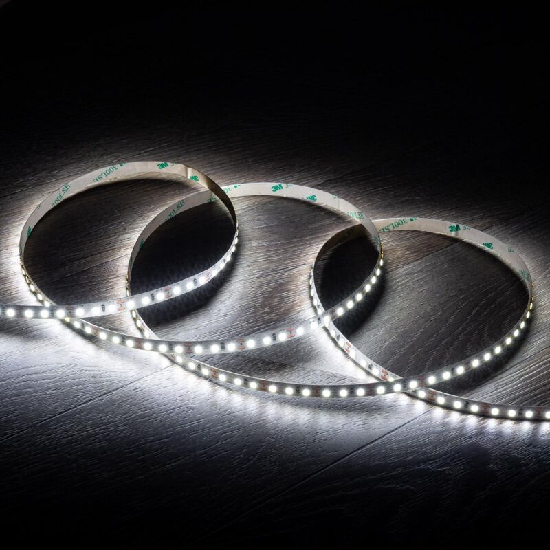 foto del prodotto efectoled - striscia led 12v dc smd2835 120led/m 5m ip20 larghezza 8mm taglio ogni 5cm bianco freddo 6000k