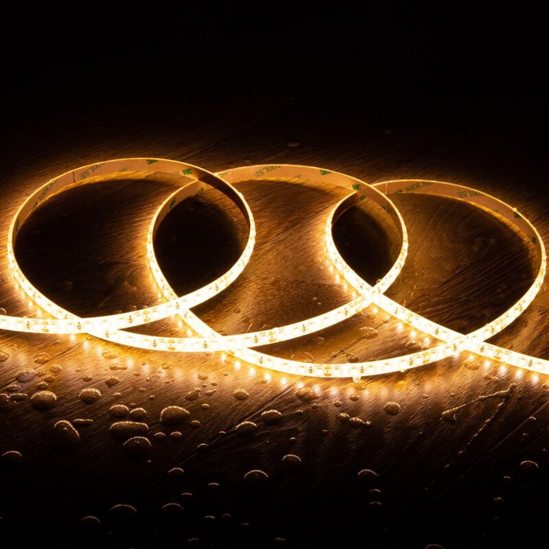 foto del prodotto efectoled striscia led 24v dc smd2835 120led m 5m ip65 larghezza 8mm taglio 5cm bianco caldo 2700k