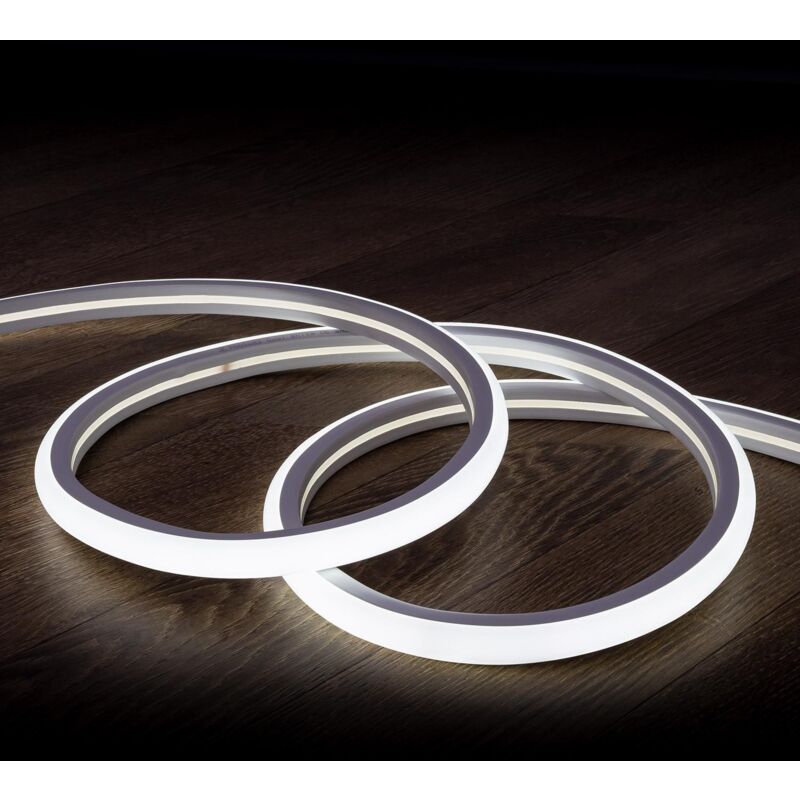 foto del prodotto efectoled striscia led neon 7.5 w m regolabile 220v ac 120 led m semicircolare 180 bianco freddo ip67 su misura taglio ad ogni 100 cm 14 m