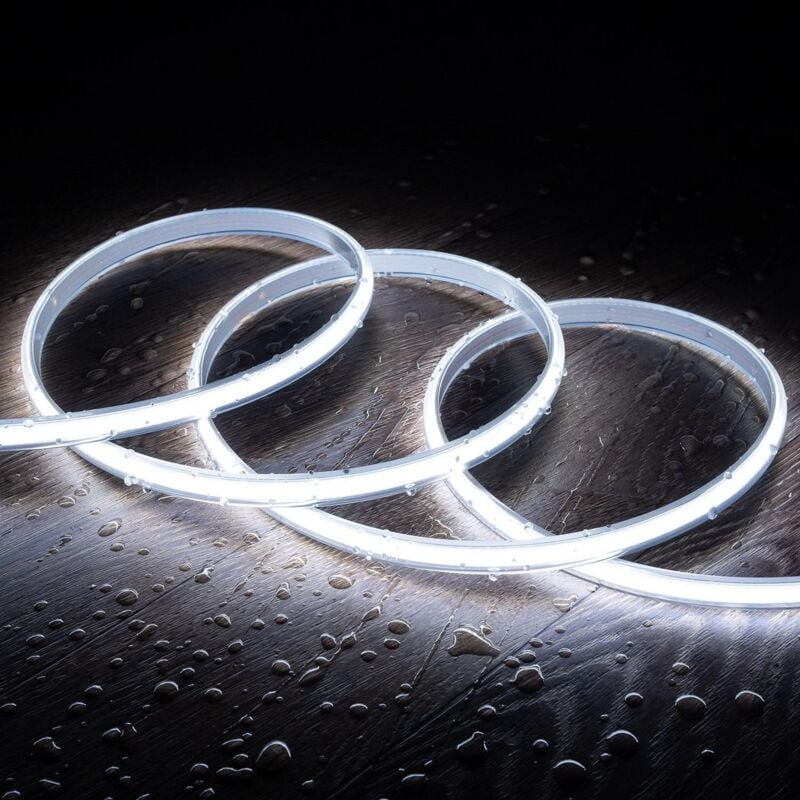 foto del prodotto efectoled striscia led regolabile 220v cob senza raddrizzatore 320 led m 720 lm m larghezza 12 mm ip65 taglio ogni 50 cm su misura bianco freddo 7