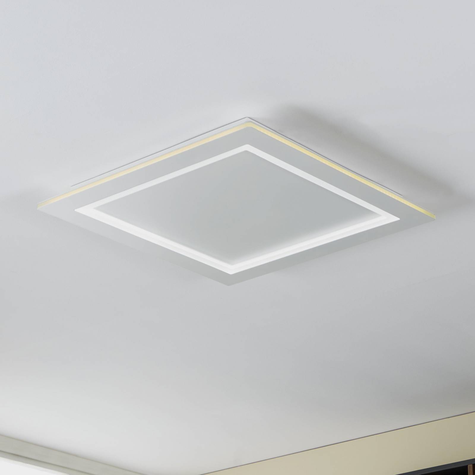 foto del prodotto eglo connect plafoniera led padrogiano z a 1 luce, 60 x 60 cm