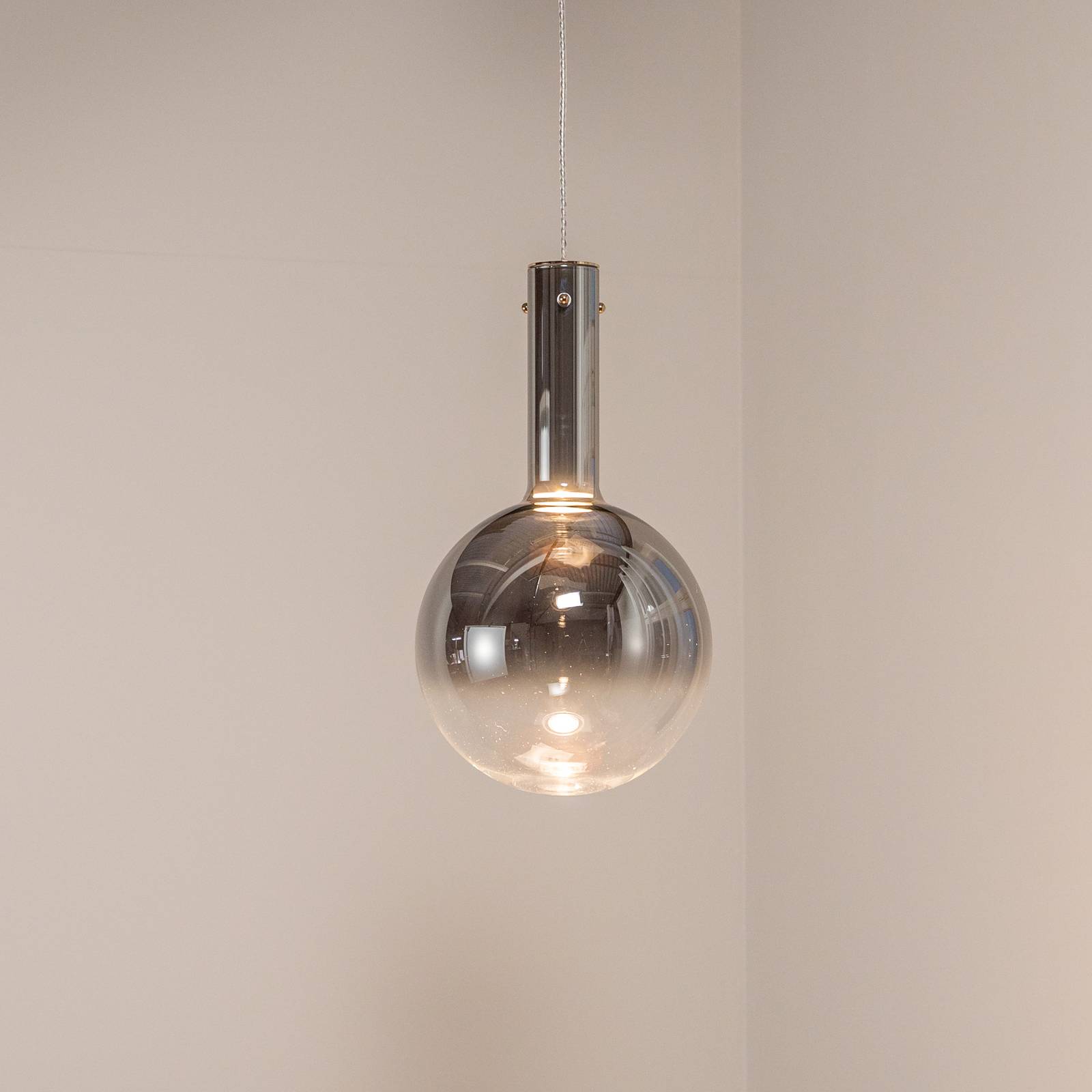 foto del prodotto eko-light lampada a sospensione toronto, globo in vetro grigio-trasparente, 25 cm