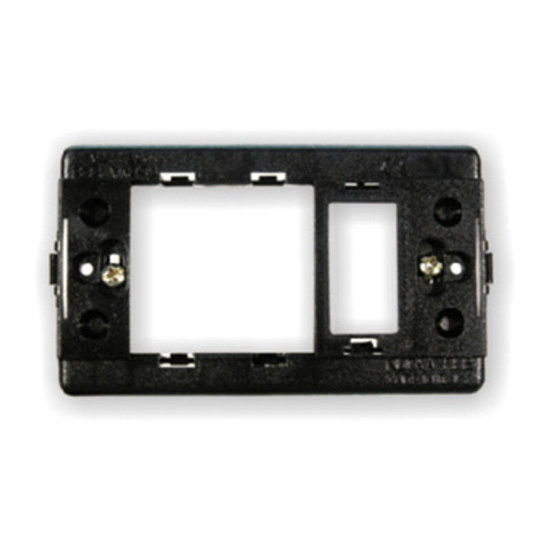 foto del prodotto elettrocanali tondo art. ecl101tp supporto schuko 1 modulo. prezzo per 1 pezzo.