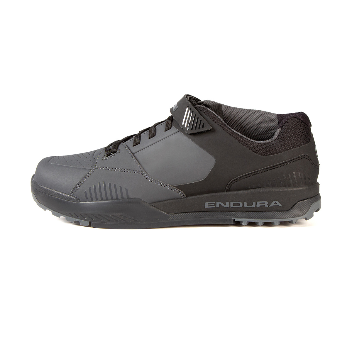 foto del prodotto endura scarpe ciclismo mt500 burner clipless