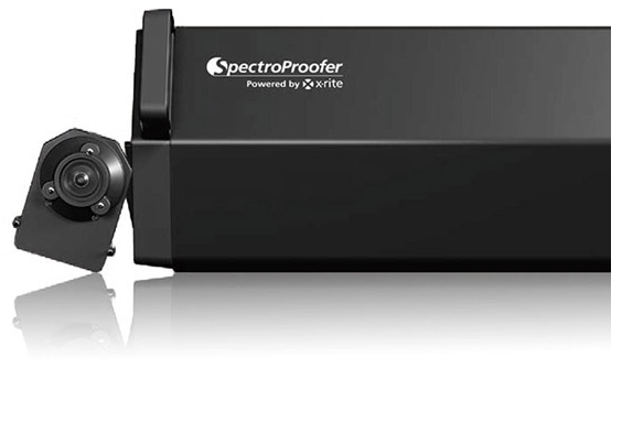 foto del prodotto epson spectroproofer 24 con strumento xrite ils30ep