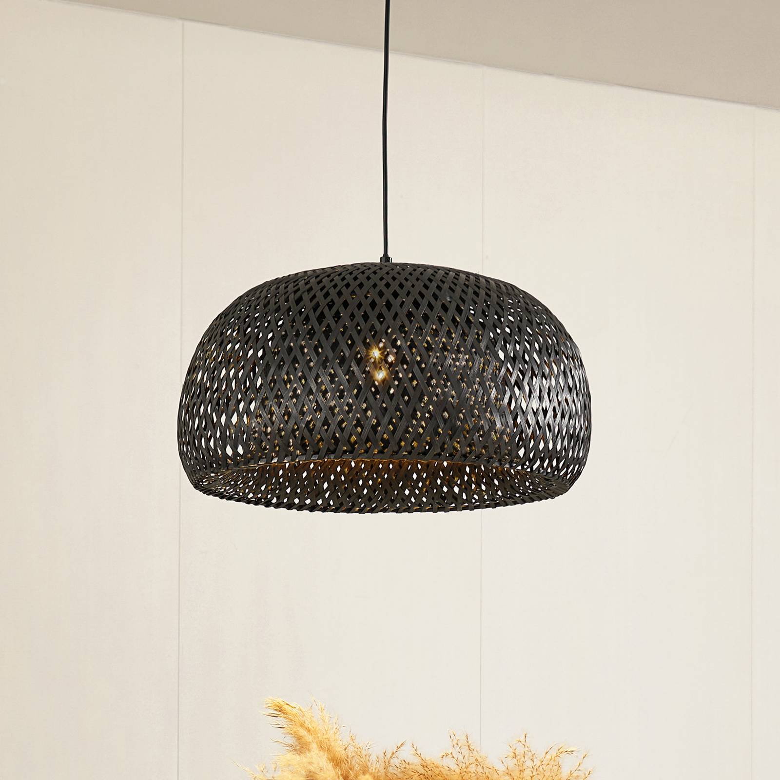 foto del prodotto eskil in nero lindby