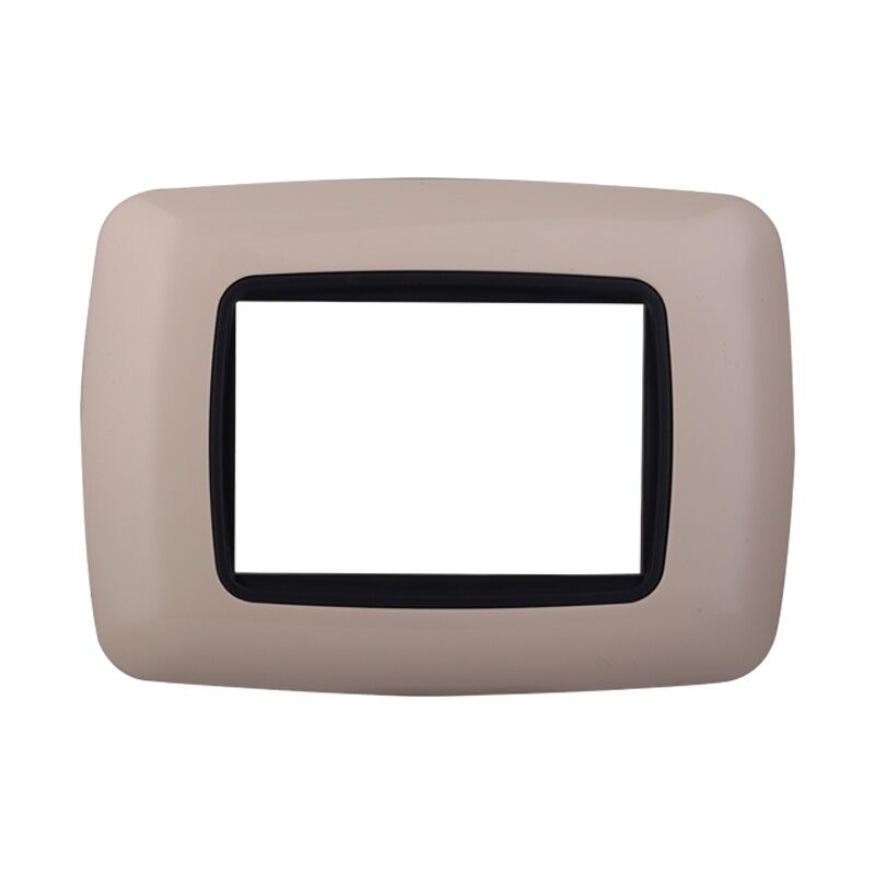 foto del prodotto ettroit placca in tecnopolimero di colore sabbia compatibile con serie bticino living 3 4 7 moduli numero moduli 3 moduli