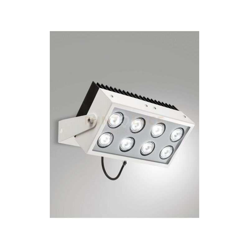 foto del prodotto fabas grant proiettore per interni a led 96w 4000k 11200lm 120 