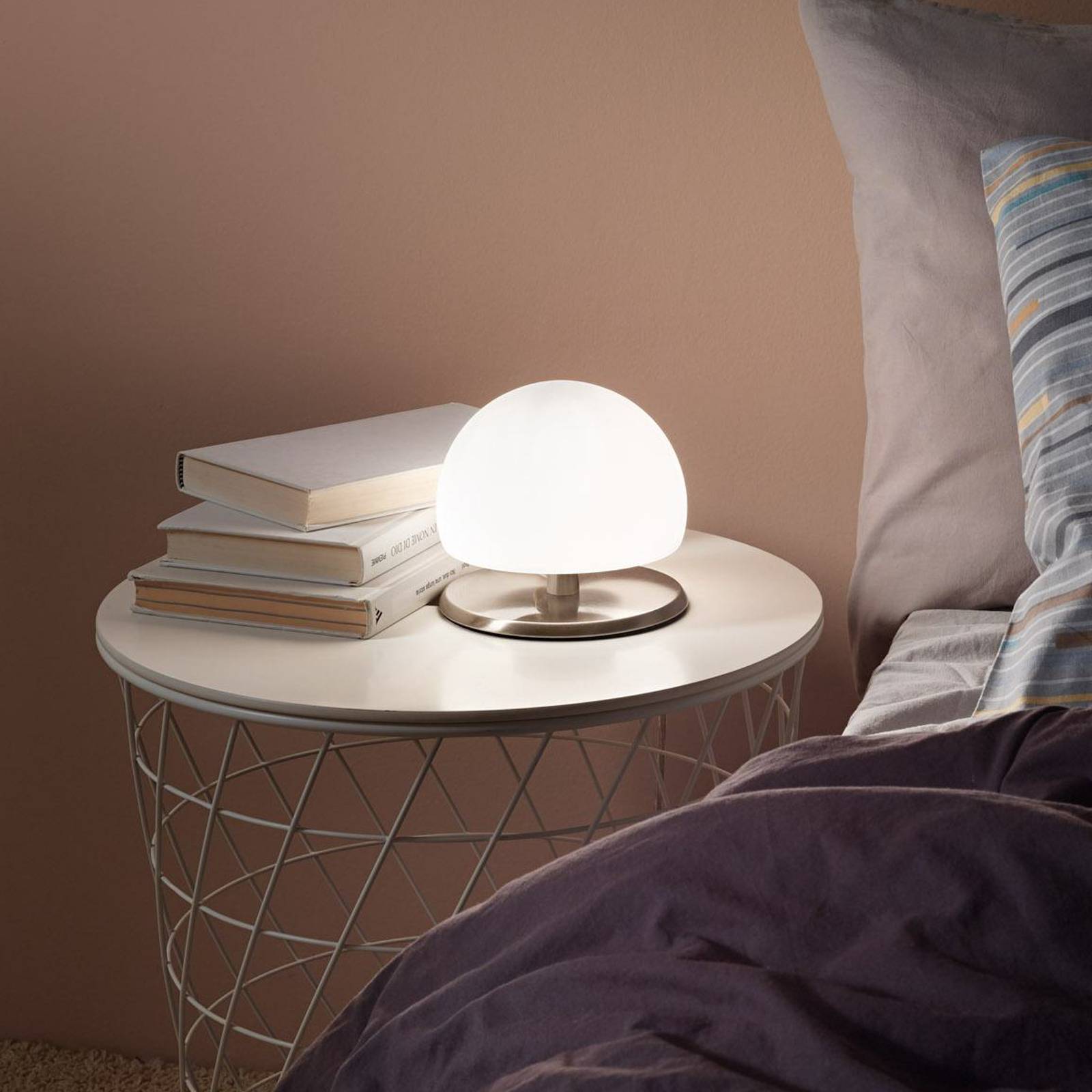 foto del prodotto fabas luce lampada da tavolo morgana, nichel bianco, touch dimmer, 3.000 k