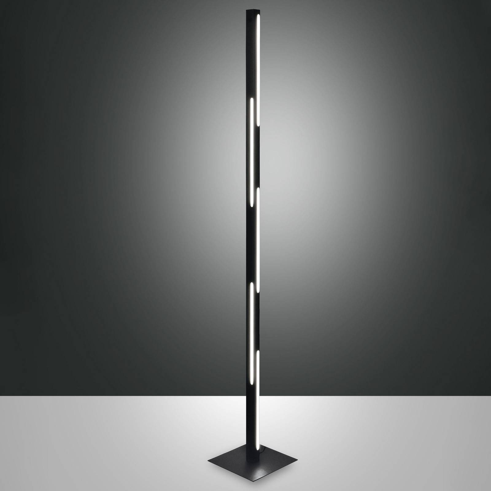 foto del prodotto fabas luce piantana led ling, nera, altezza 165 cm, dimmerabile, metallo