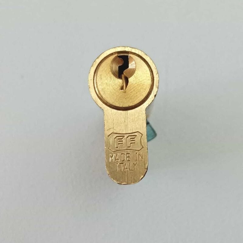 foto del prodotto facchinetti cilindro yale sagomato universale camma din 30 da 30,5 50,5mm 81mm 