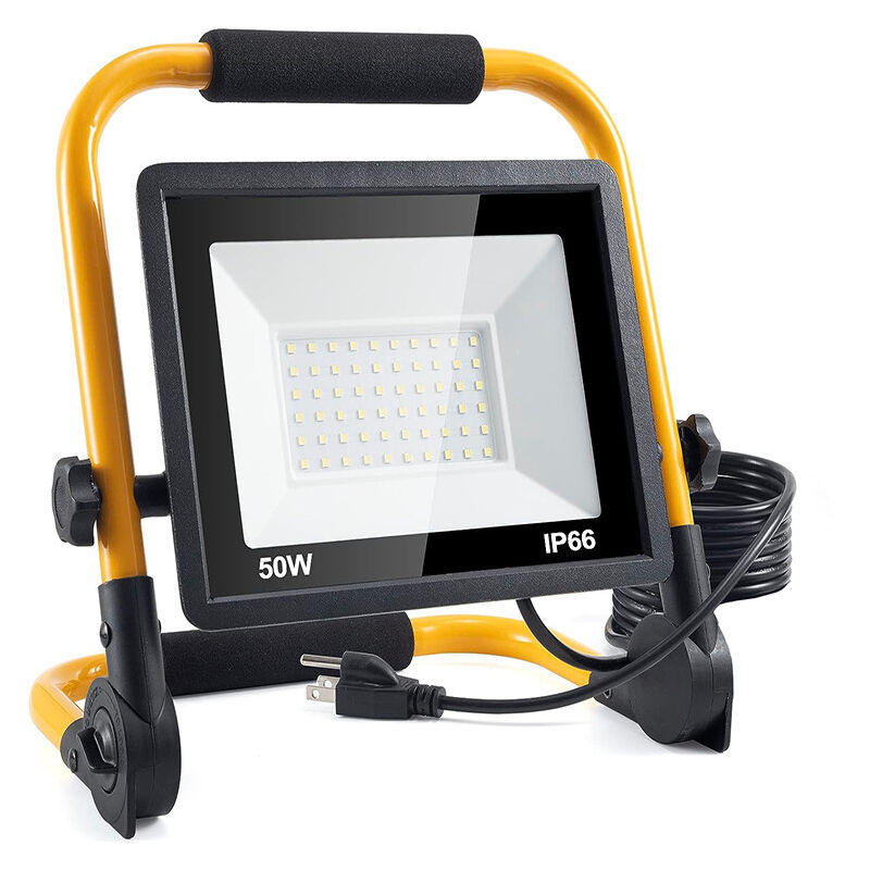 foto del prodotto faretto led da 50 w, faretto led super luminoso da 5000 lm, faretto led da esterno ip66 impermeabile, illuminazione di sicurezza per esterni per