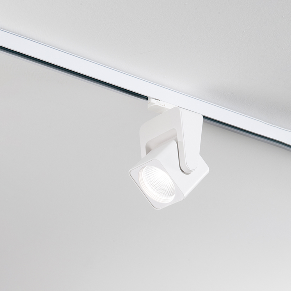 foto del prodotto faretto per binario metallo bianco led 40w 3000k