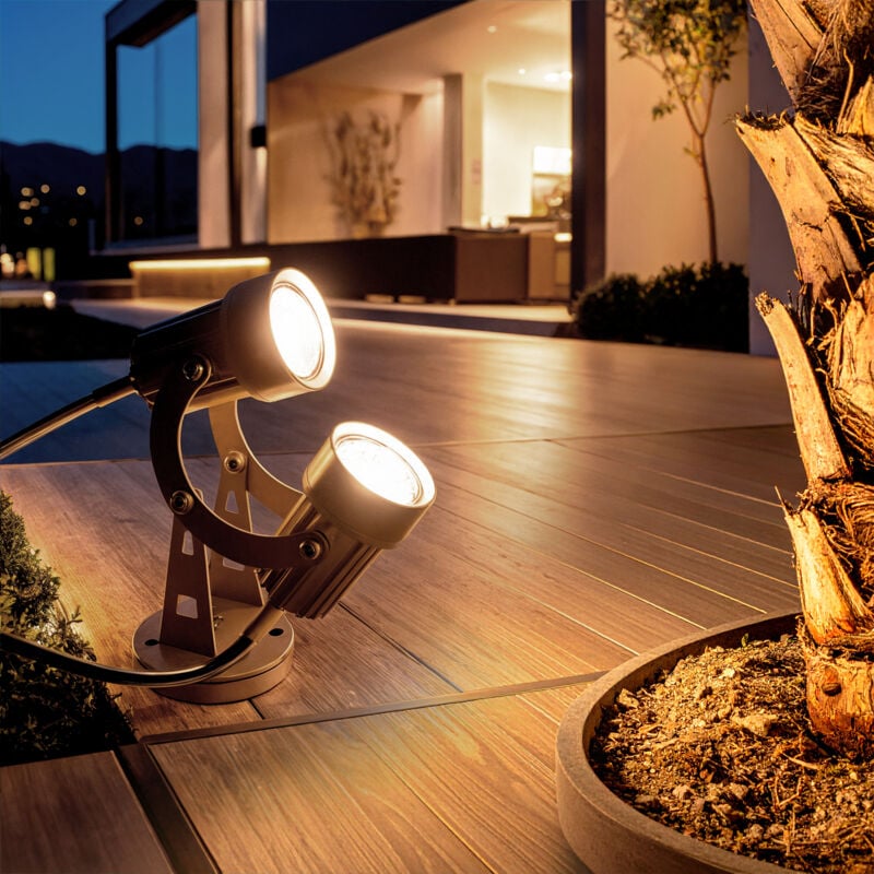 foto del prodotto faretto per esterni led doppio 6w superficie alluminio 14cm hevlot nero