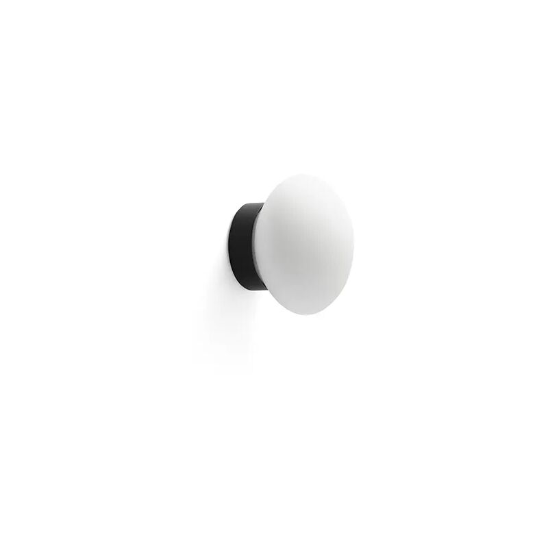 foto del prodotto faro barcelona lampada da parete soffitto nubo 120 led nera con interruttore 60007