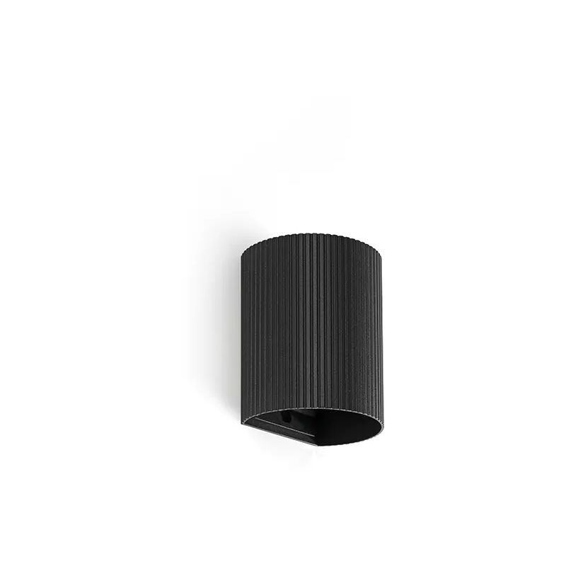 foto del prodotto faro barcelona lampada da parete sole nera scanalata con interruttore 40527