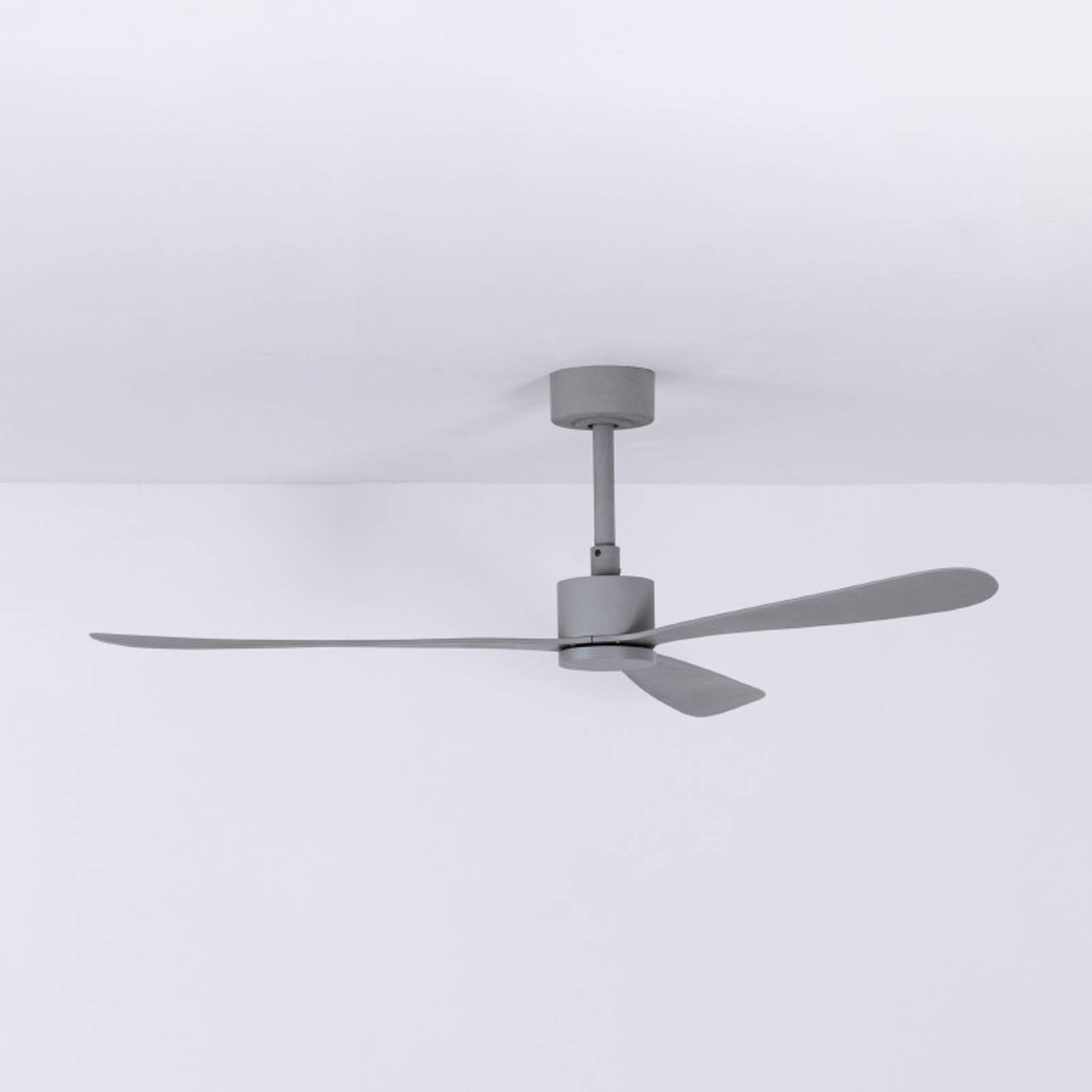 foto del prodotto faro barcelona ventilatore amelia, motore dc, 3 pale, grigio