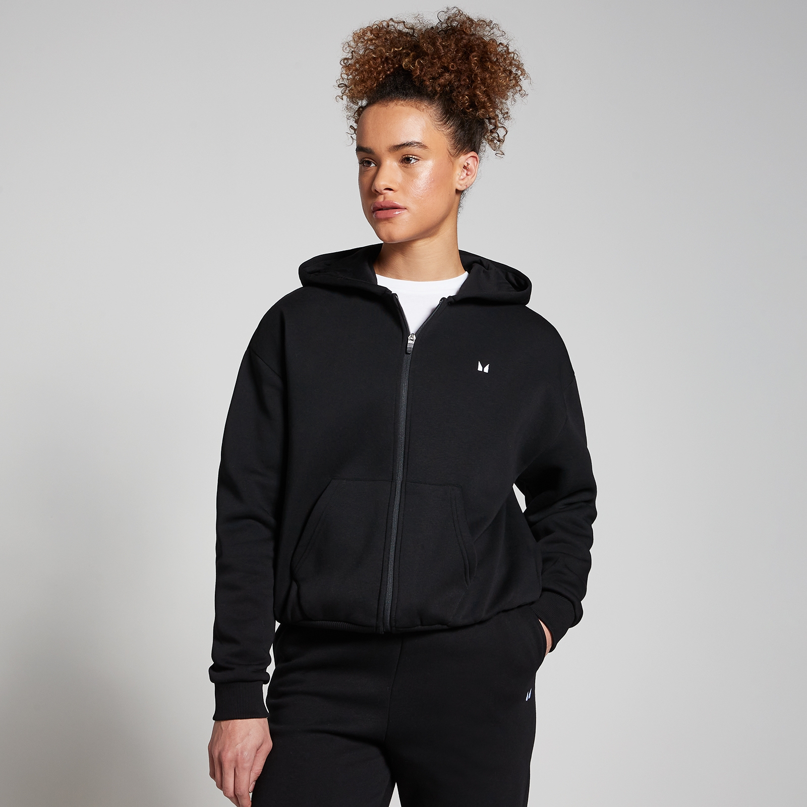 foto del prodotto felpa con cappuccio e cerniera mp basics da donna nera l