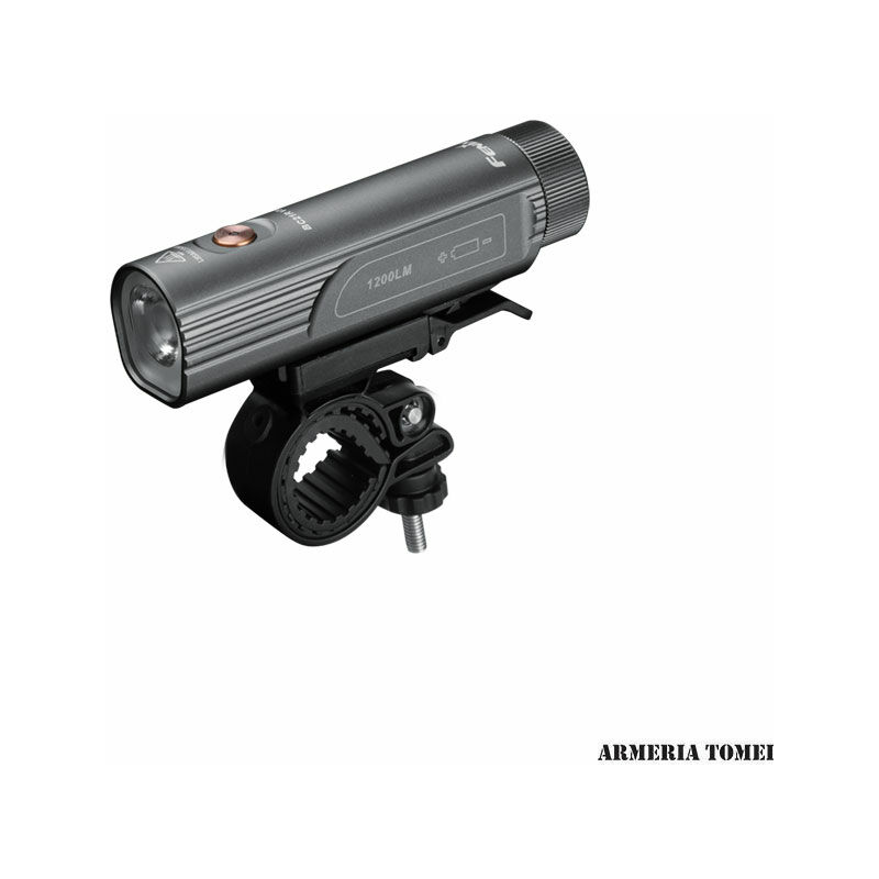 foto del prodotto fenix torcia bc21r v3.0 led per bicicletta 1200 lumen ricaricabile