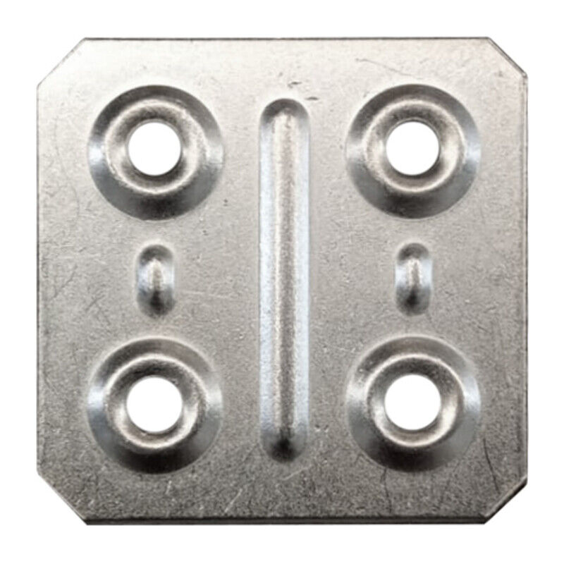 foto del prodotto ferramenta1.com piastrina quadra zincata cm.4x4. prezzo per 1 pezzo.
