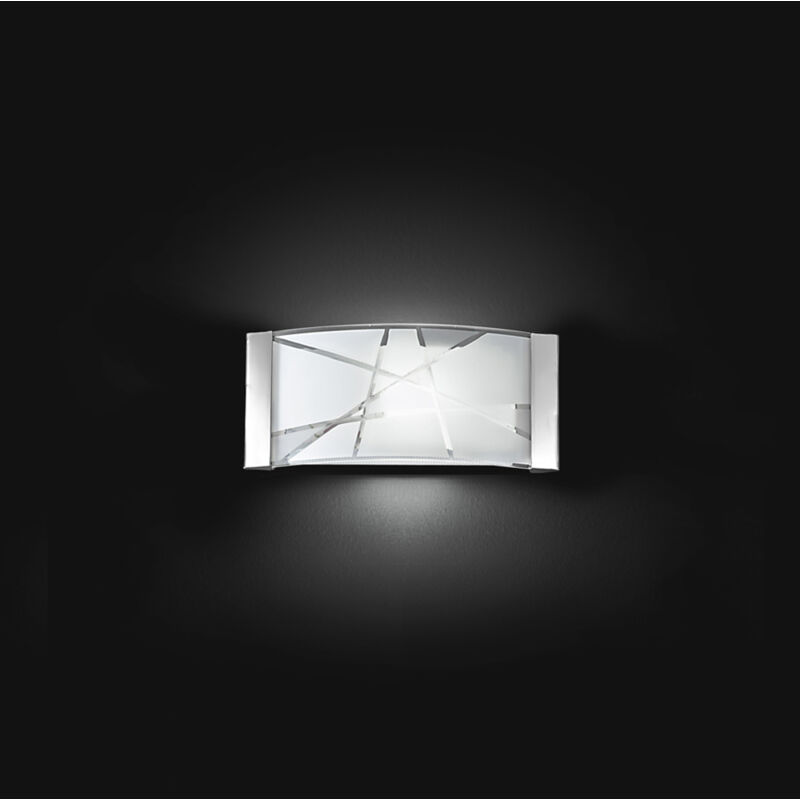 foto del prodotto fish applique 1 luce metallo cromo lucido con vetro bianco decorato 33cm