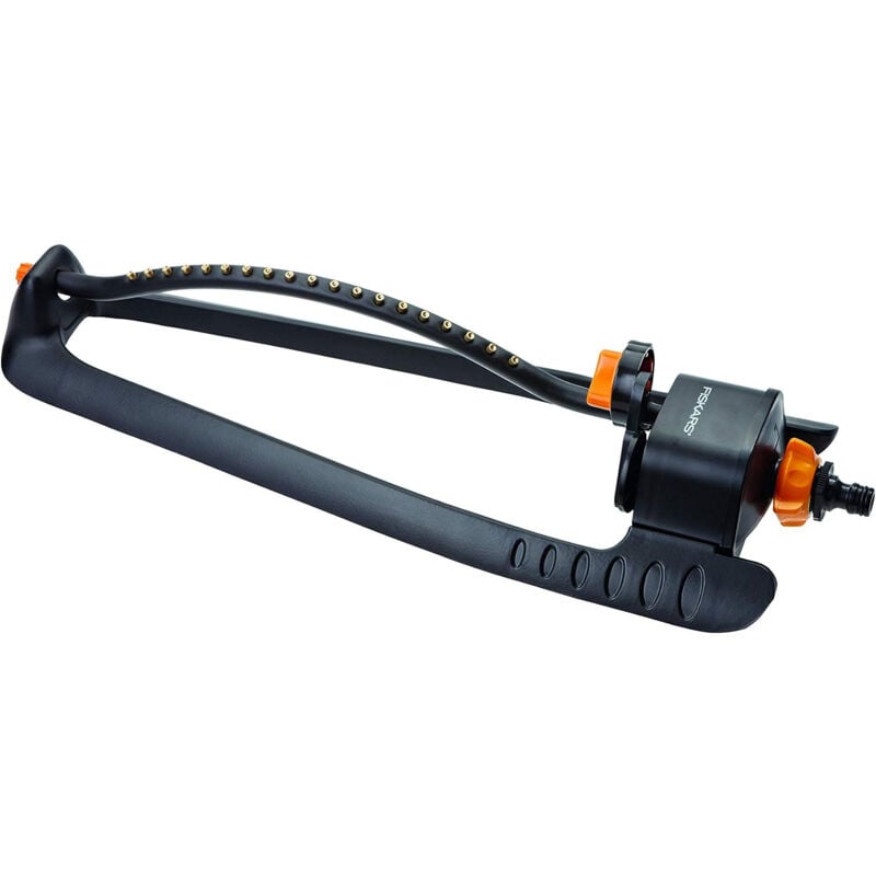 foto del prodotto fiskars - irrigatore oscillante base in metallo 19 getti l, facile regolazione della portata, risparmio d'acqua, robusta base in plastica, portata de