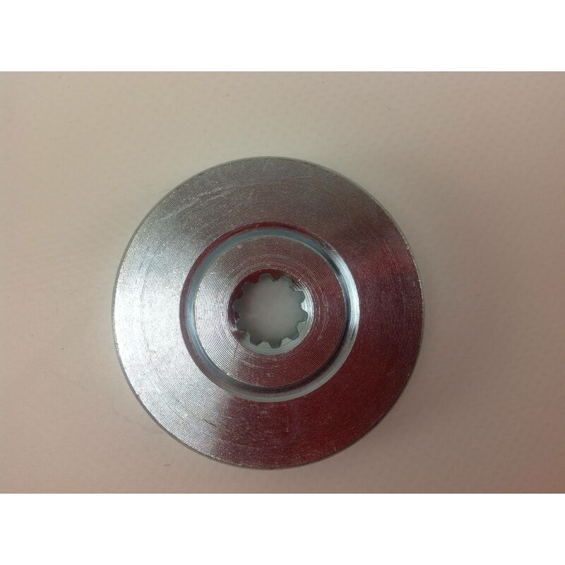 foto del prodotto flangia superiore coppia conica universale decespugliatore 013245