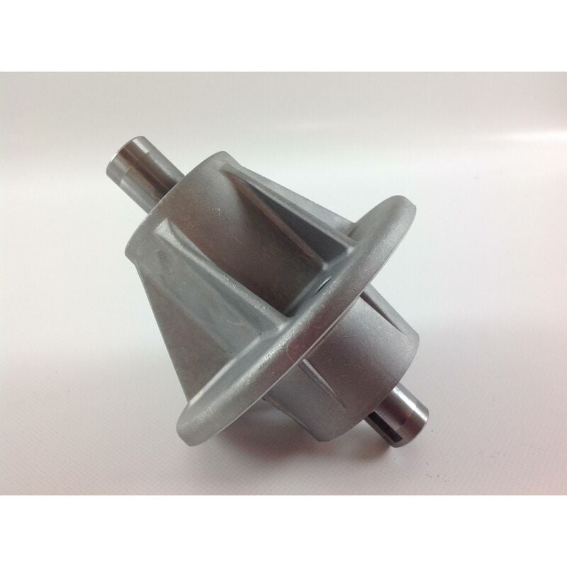 foto del prodotto flangia supporto mozzo lama originale stiga trattorino tagliaerba 382207204/1