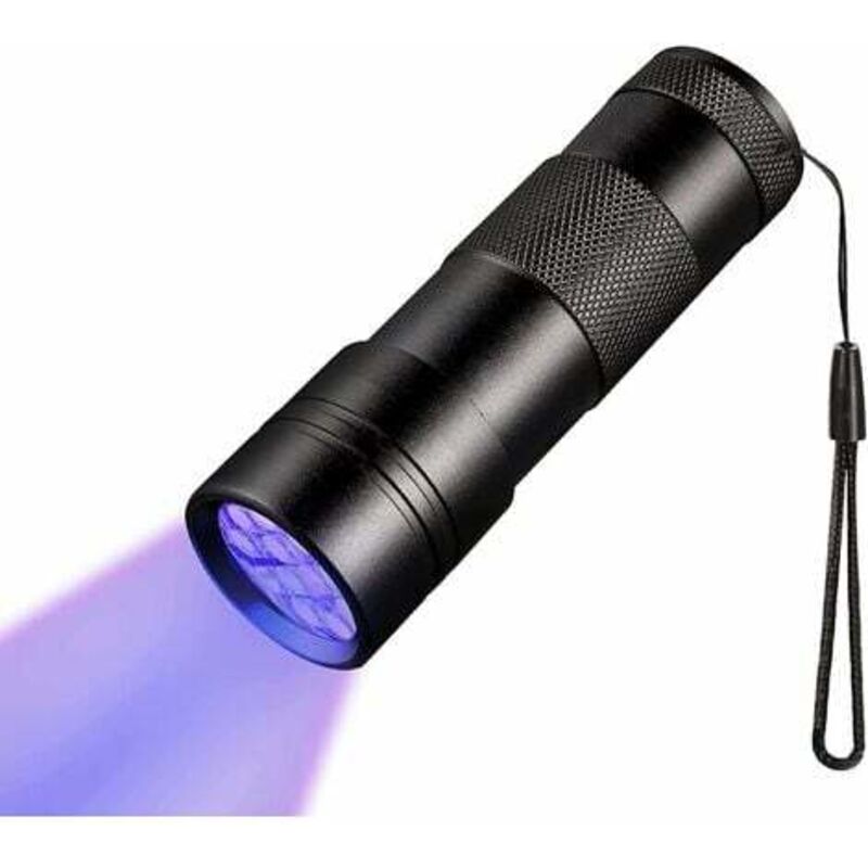 foto del prodotto fortuneville torcia uv con 12 lampadine led rilevatore di urina torcia led nano uv per cani gatti scorpione fluorescente in resina e altro ancora.