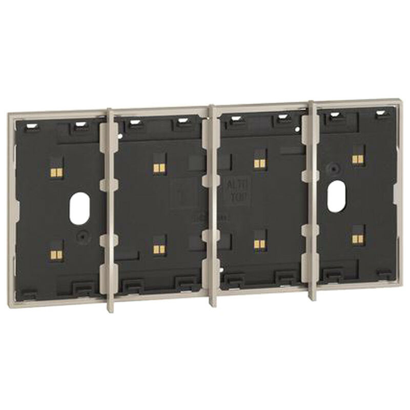 foto del prodotto frame elettrificato bticino living now 4 moduli sabbia km8104