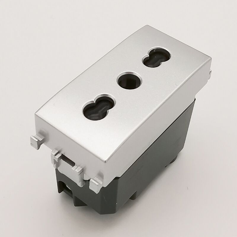 foto del prodotto frutti compatibili vimar plana interruttori prese pulsanti silver argento presa bivalente