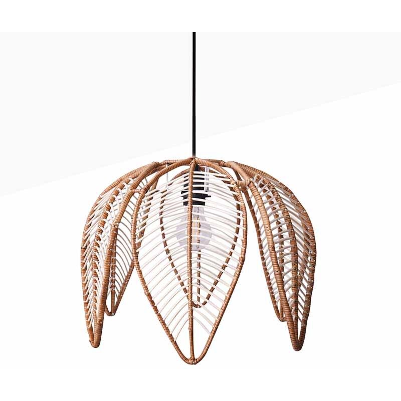 foto del prodotto fumagalli lampada a sospensione in rattan a forma di fiore bintan .