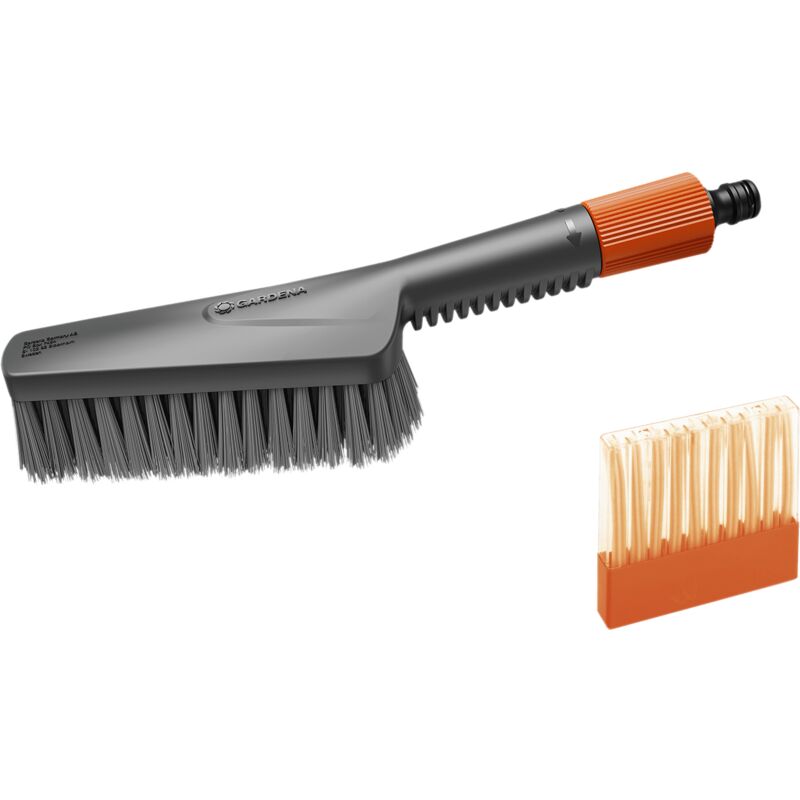 foto del prodotto gardena set pulizia cleansystem con spazzola manicata s soft e bastoncini shampoo, per superfici delicate, flusso regolabile 18860 20 