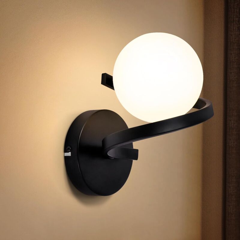 foto del prodotto gbly lampada da parete a 1 fiamma lampada da parete moderna per interni in metallo nero per corridoio o camera da letto con paralume a sfera in