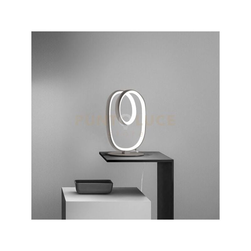 foto del prodotto gea luce diva l lampada da tavolo colore titanio a led 3000k 680lm 17w dimmerabile