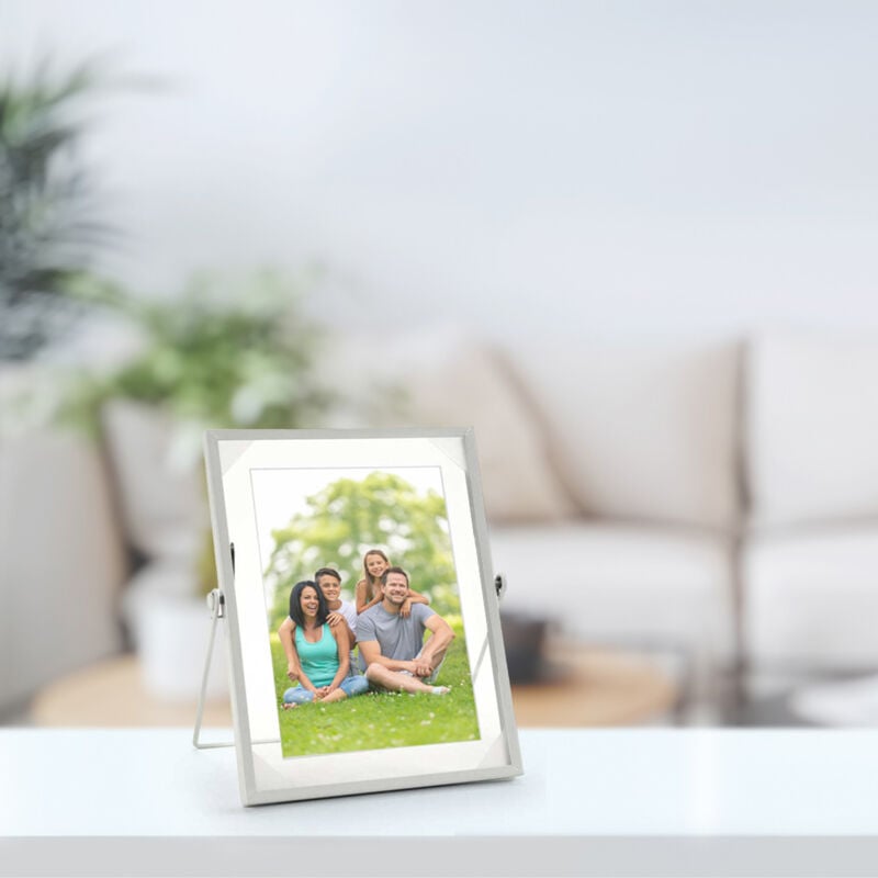 foto del prodotto gicos portafoto verticale da tavolo in metallo 15x20 cm in colore bianco