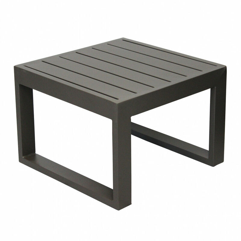 foto del prodotto giordanoshop tavolino cuba 45x45x32 h cm in alluminio taupe