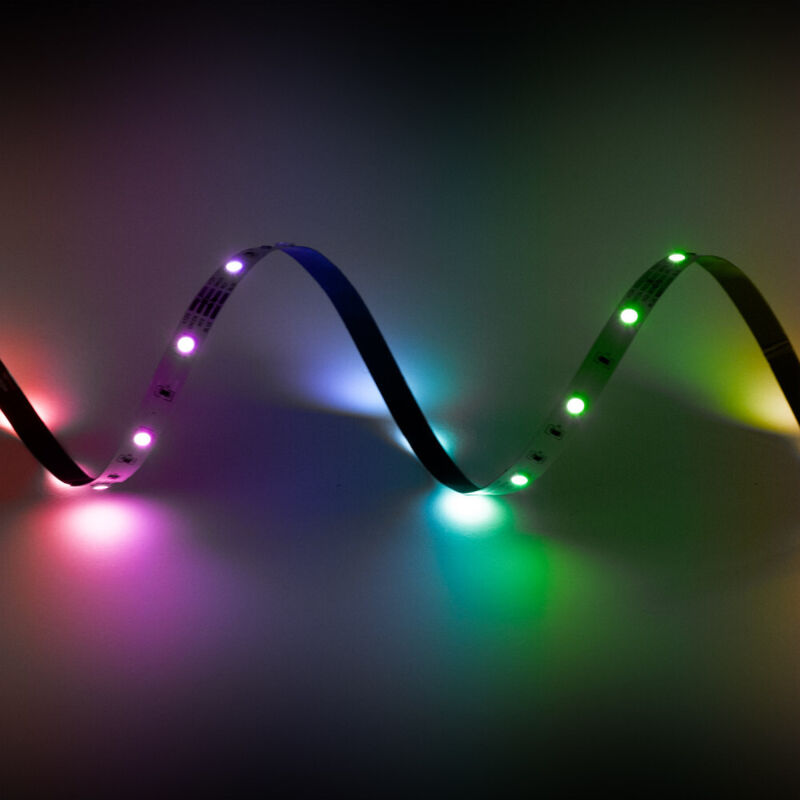 foto del prodotto greenice striscia da 150 led 36w 2.100lm smd5050 12vdc rgb x5m 40.000h pl219011rgb rgb