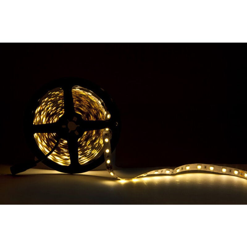 foto del prodotto greenice striscia da 300 led 60w 6580lm cri85 2700 k smd5050 24vdc ip20 x5m 40.000h ca 5050 60 24 ww bianco caldo
