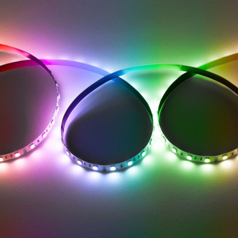 foto del prodotto greenice striscia da 300 led 72w 4.200lm smd 5050 24vdc ip65 40.000h pl 219012 24 ip65 rgb rgb