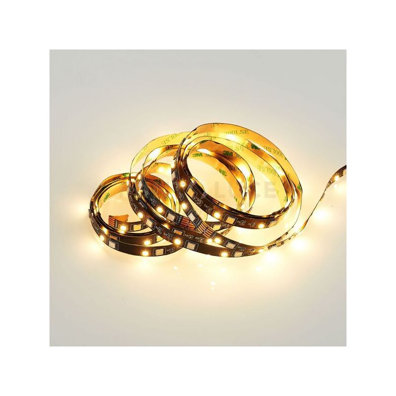 foto del prodotto grip striscia led 10,5w 720lm, 3000k anche rgb con telecomando multifunzione tagliabile l. 3 metri dimmerabile