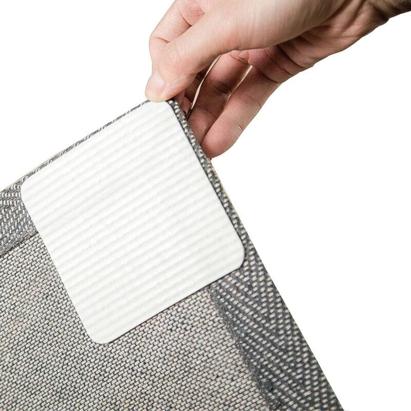foto del prodotto grippers il miglior gripper antiscivolo lavabile tecnologia sottovuoto nuovi materiali antipiega mantiene il tappeto in posizione e offre