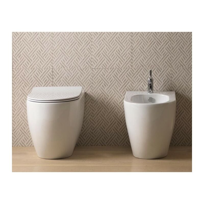 foto del prodotto gsg sanitari like filomuro cm 52.5 senza brida con sedile softclose