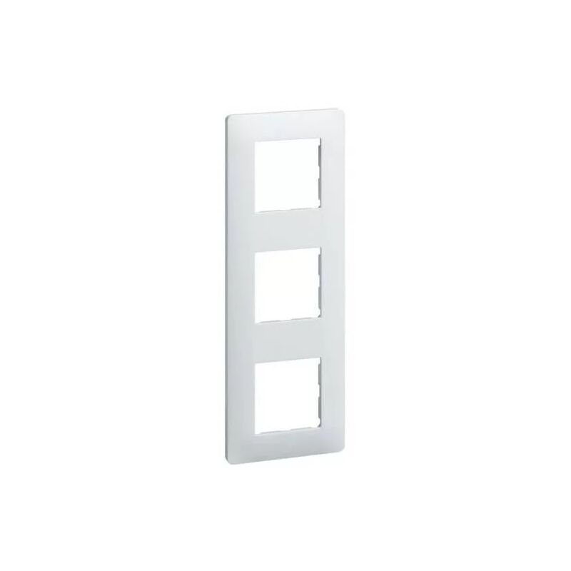 foto del prodotto hager we403 piastra 3p essensya interasse 71mm